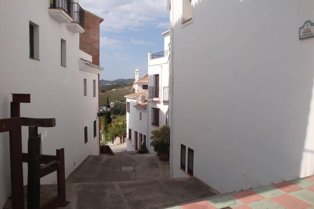 Bonito Apartamento Piscina Wifi Frigiliana Luaran gambar