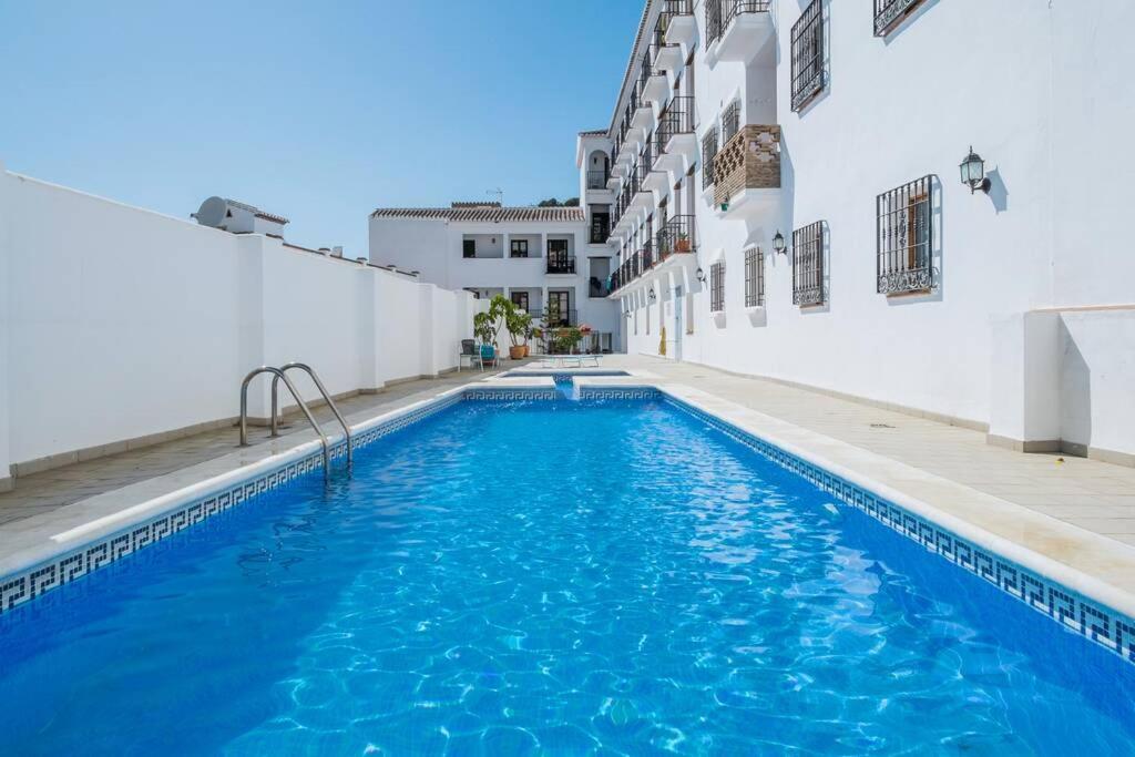 Bonito Apartamento Piscina Wifi Frigiliana Luaran gambar